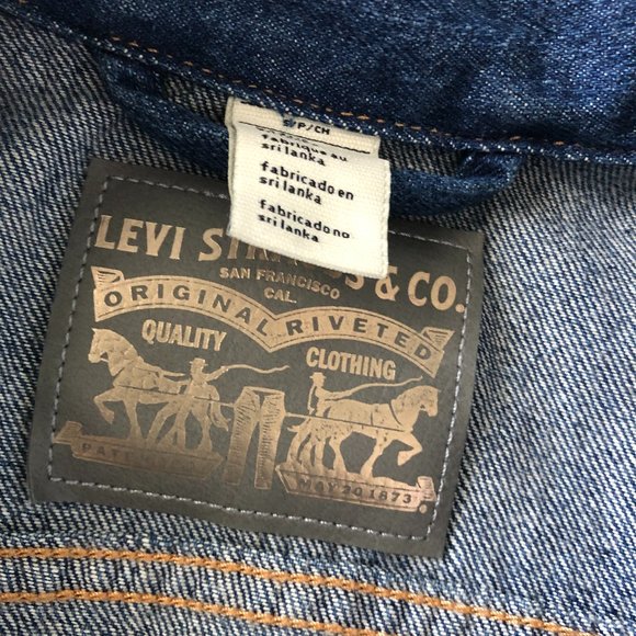 LEVI'S RED TAB DENIM TRUCKER VEST SMALL - Picture 5 of 8